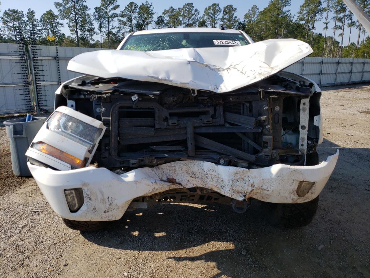 Photo 9 from auction – 2017 CHEVROLET SILVERADO with VIN 3GCUKREC5HG239778