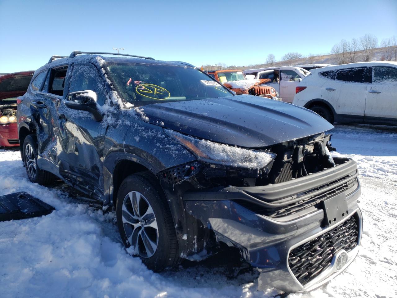 TOYOTA HIGHLANDER 2020 with VIN 5TDGZRBHXLS030670 - Photo from auction