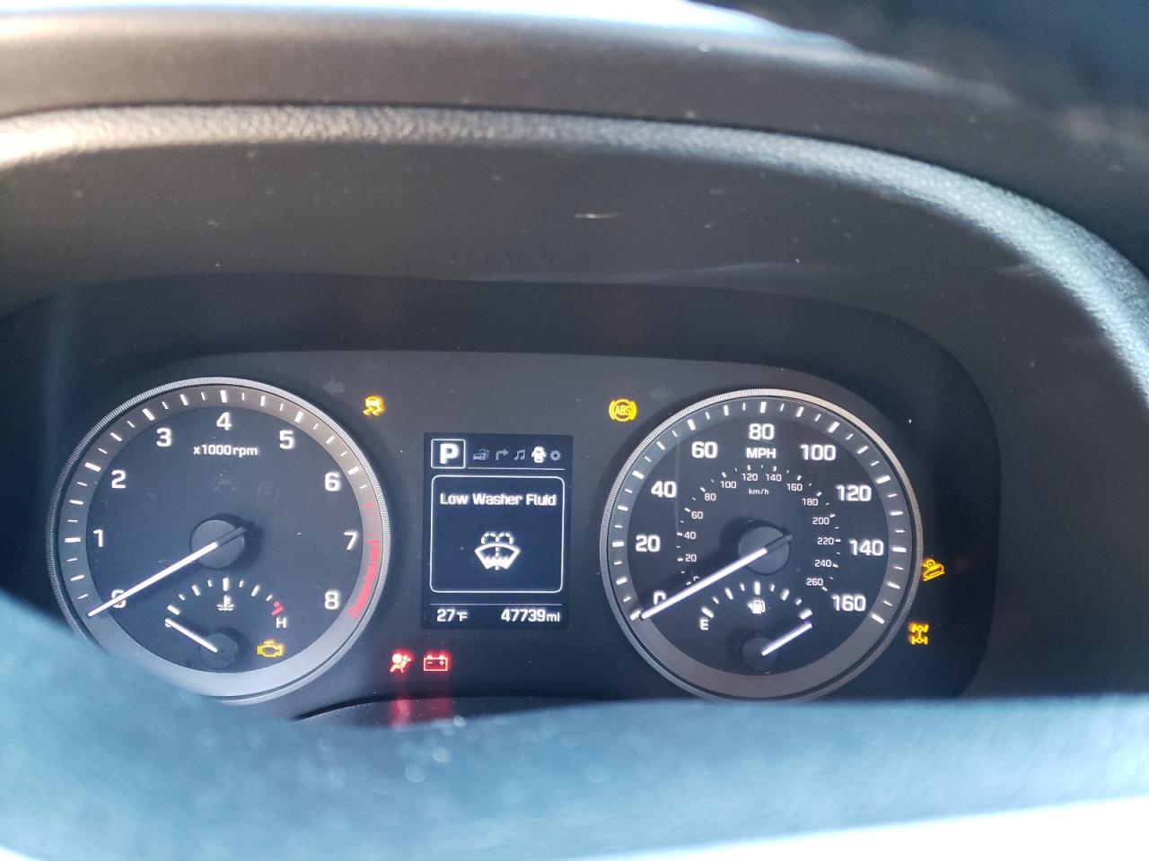 Photo 8 from auction – 2018 HYUNDAI TUCSON SEL with VIN KM8J3CA49JU710860