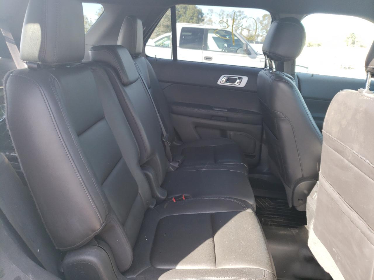 Photo 6 from auction – 2013 FORD EXPLORER with VIN 1FM5K7D85DGB24945