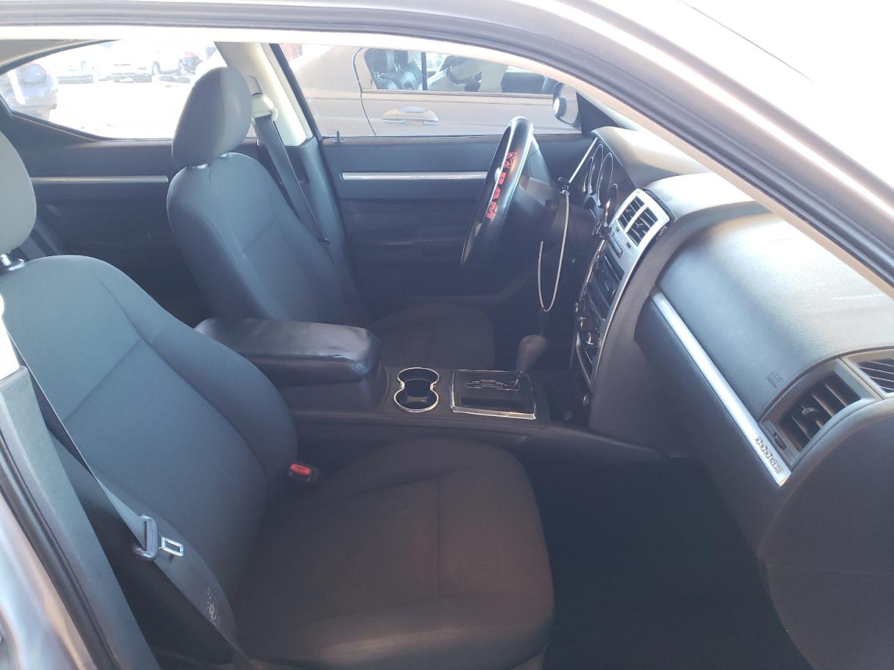 Photo 5 from auction – 2009 DODGE CHARGER with VIN 2B3KA43D69H520130