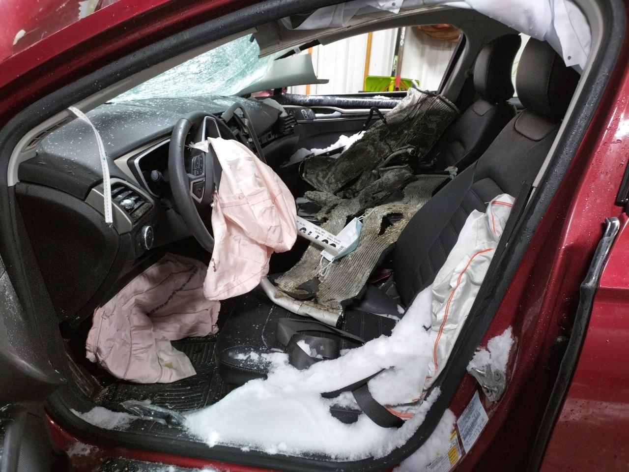 Zdjęcie 5 z aukcji – 2016 FORD FUSION SE z VIN 3FA6P0HD7GR244662