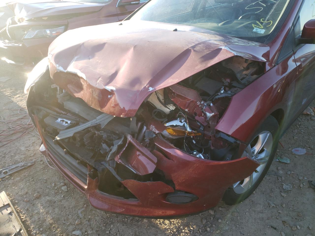 Photo 9 from auction – 2014 FORD FOCUS SE with VIN 1FADP3F21EL381523