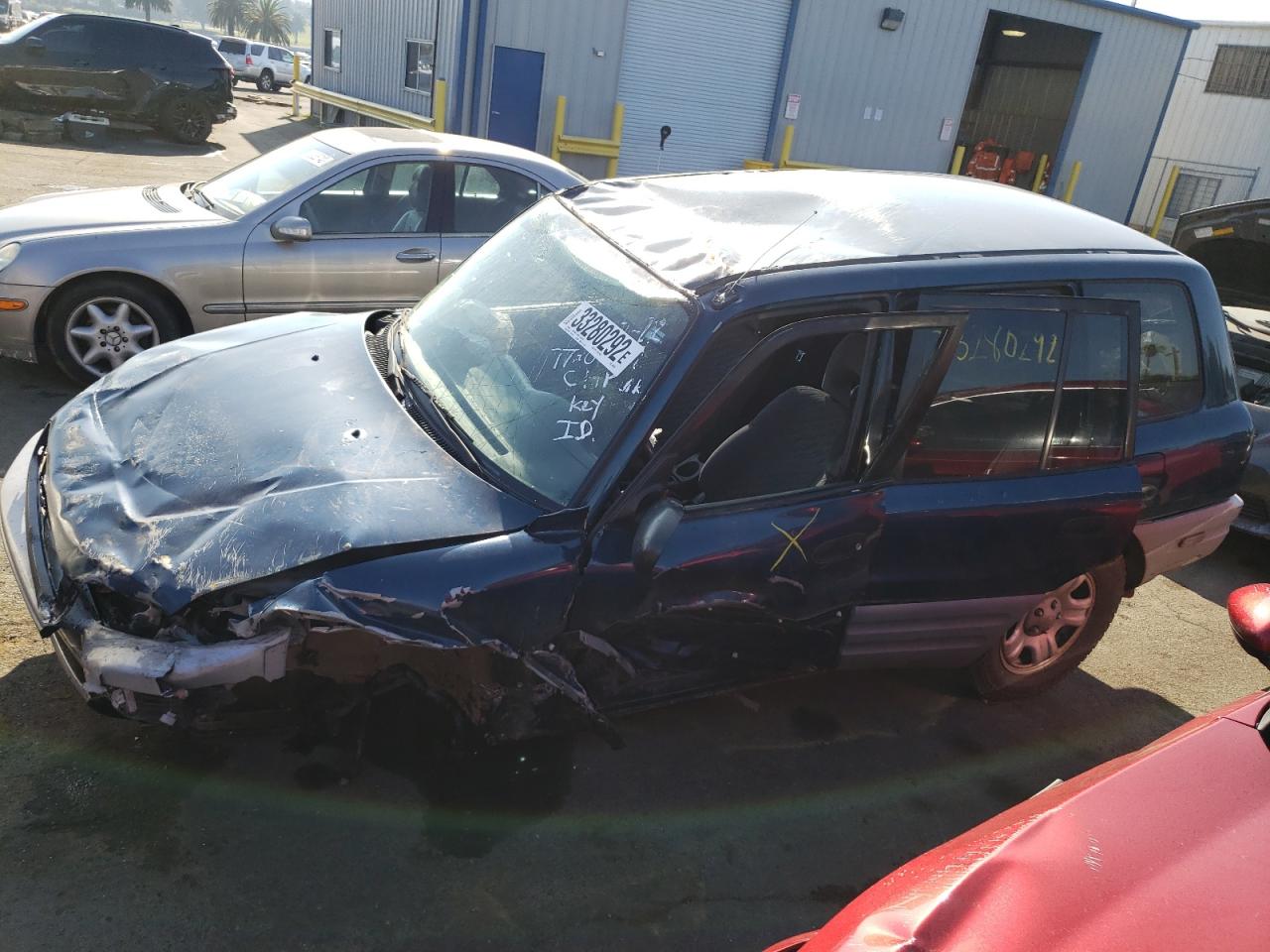 Photo 9 from auction – 2000 TOYOTA RAV4 with VIN JT3GP10VXY7065327