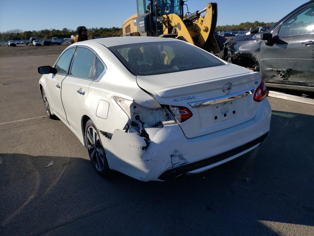 Photo 3 from auction – 2016 NISSAN ALTIMA 2.5 with VIN 1N4AL3AP1GC167958