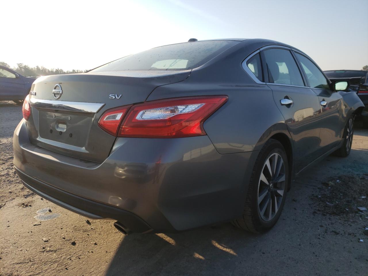 Photo 4 from auction – 2017 NISSAN ALTIMA 2.5 with VIN 1N4AL3APXHC192701