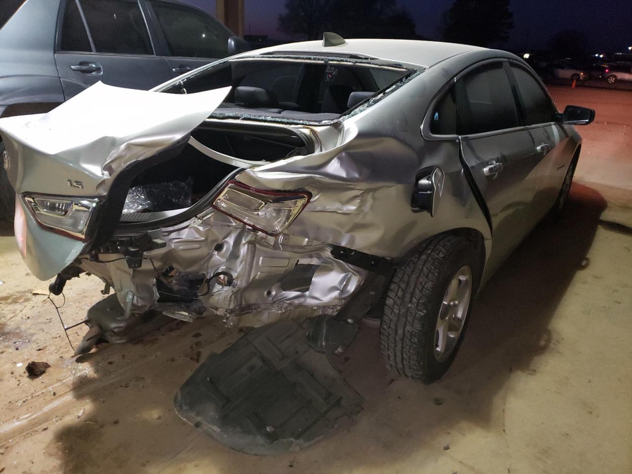 Photo 4 from auction – 2016 CHEVROLET MALIBU LS with VIN 1G1ZB5ST9GF208593