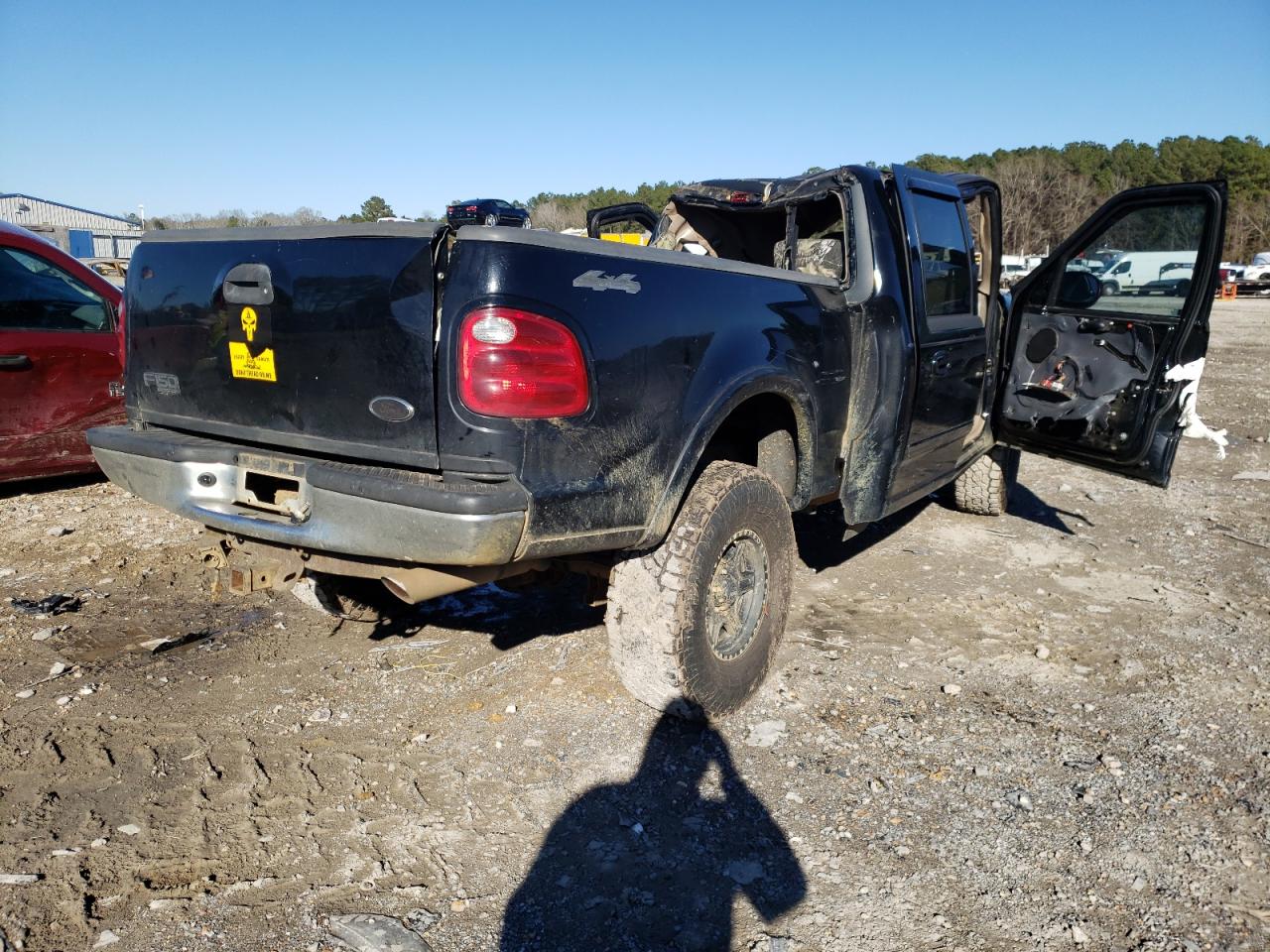 Photo 4 from auction – 2001 FORD F150 SUPER with VIN 1FTRW08L91KC33479