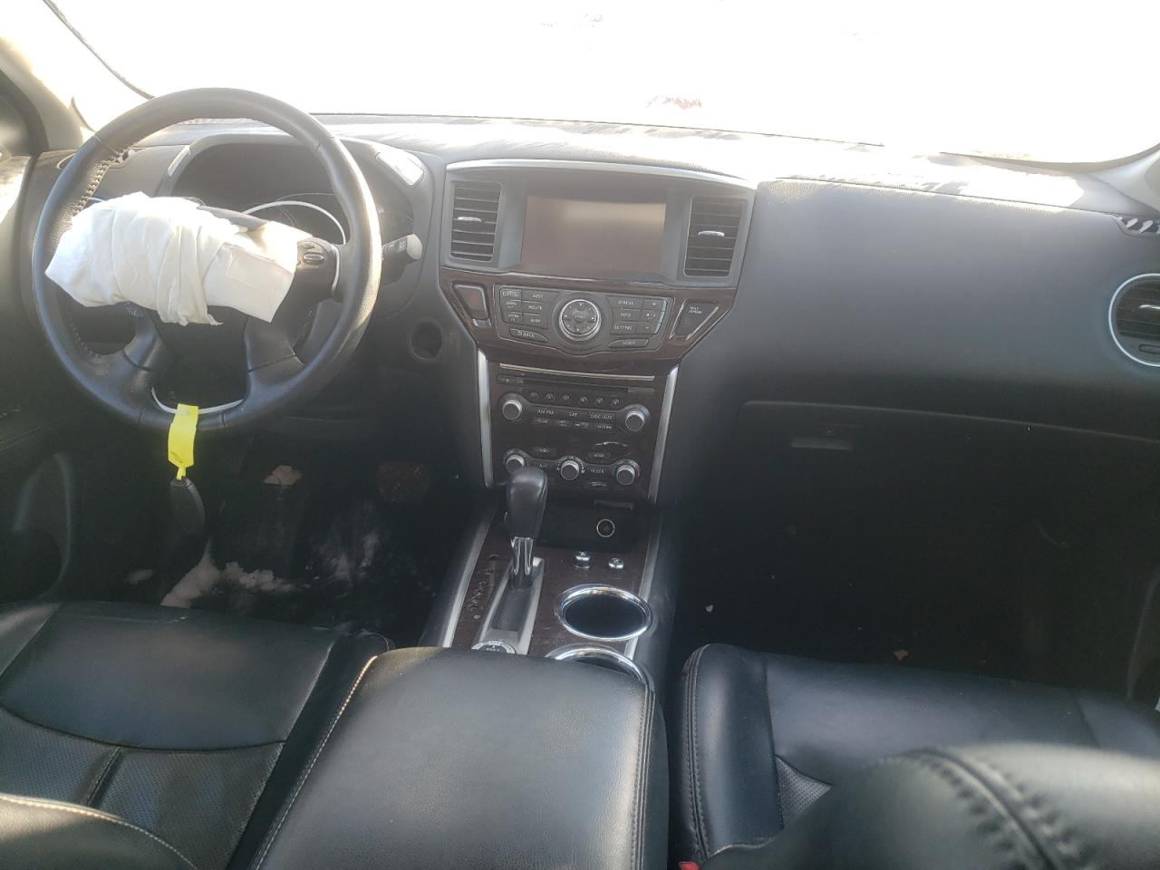 Photo 9 from auction – 2015 NISSAN PATHFINDER with VIN 5N1AR2MM9FC603860
