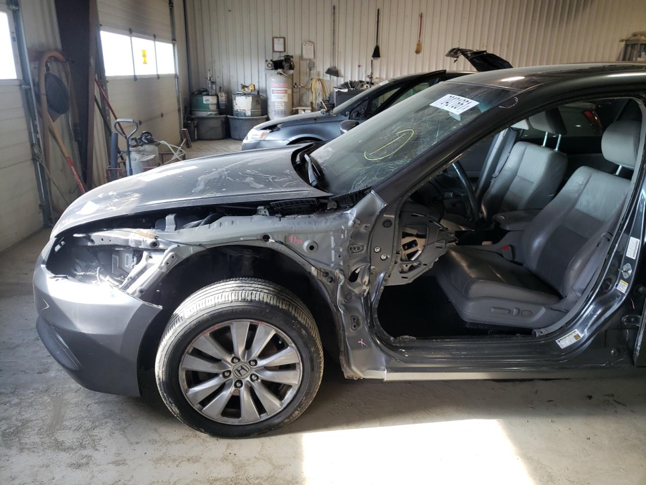 Photo 9 from auction – 2011 HONDA ACCORD EXL with VIN 1HGCP3F84BA005675