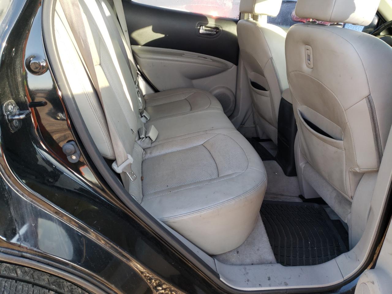 Photo 6 from auction – 2011 NISSAN ROGUE S with VIN JN8AS5MV3BW312464