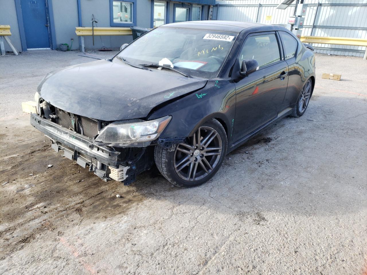 Photo 2 from auction – 2013 TOYOTA SCION TC with VIN JTKJF5C71D3045843