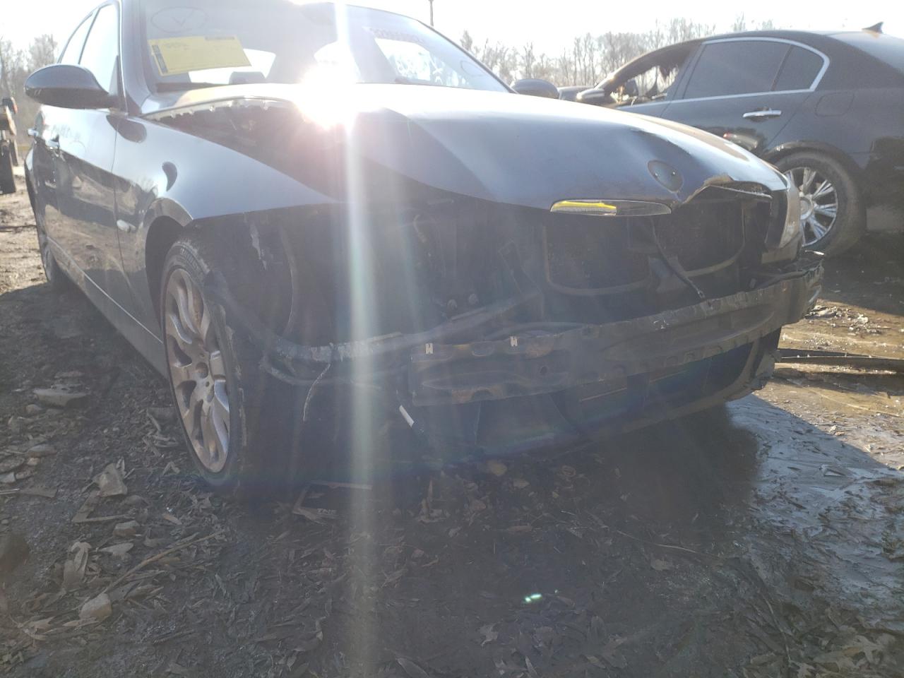 Photo 9 from auction – 2006 BMW 330 I with VIN WBAVB33506KR79828