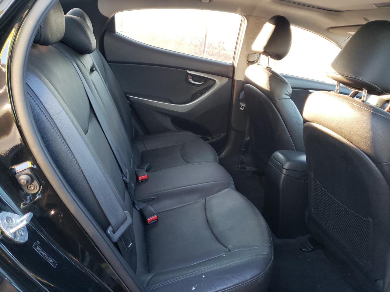 Photo 6 from auction – 2012 HYUNDAI ELANTRA GL with VIN 5NPDH4AE1CH125995