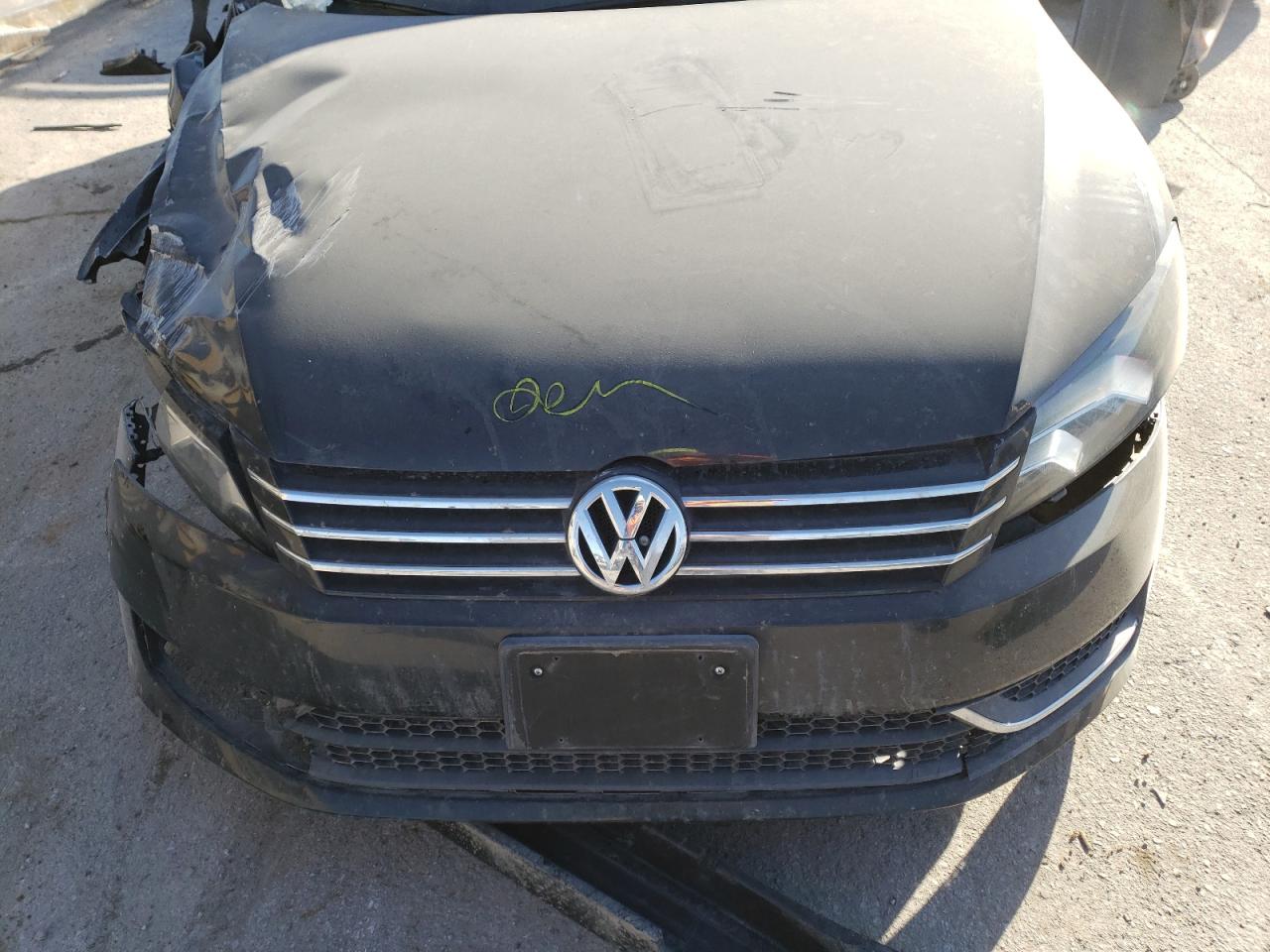 Photo 7 from auction – 2013 VOLKSWAGEN PASSAT S with VIN 1VWAP7A33DC084639