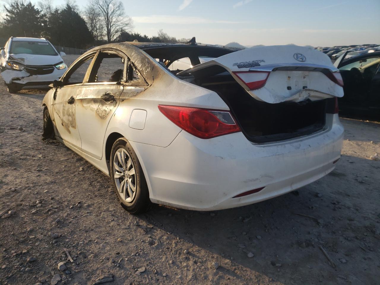 Photo 3 from auction – 2011 HYUNDAI SONATA GLS with VIN 5NPEB4AC5BH049250