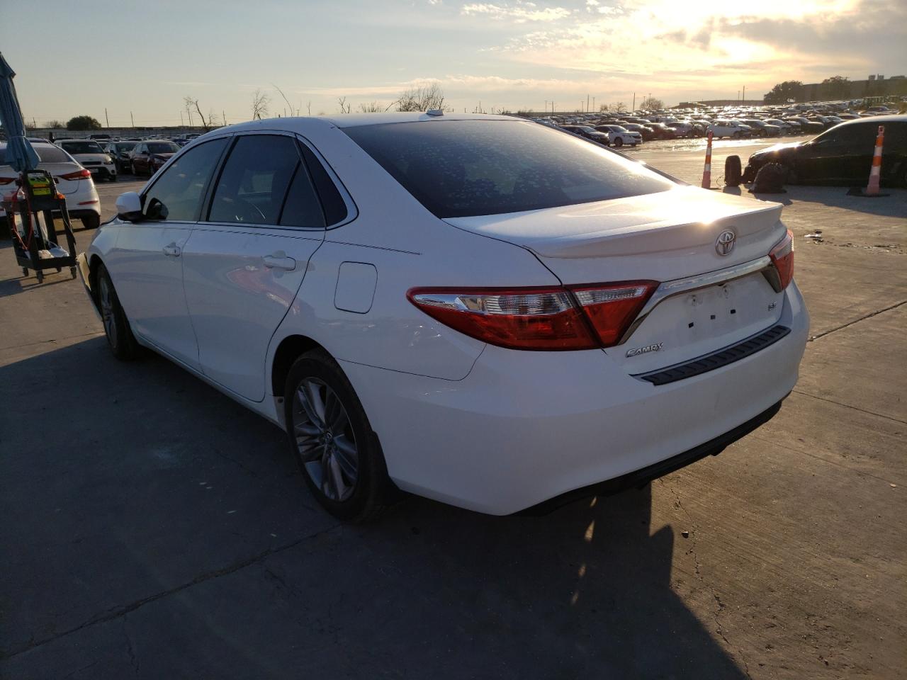 Photo 3 from auction – 2016 TOYOTA CAMRY with VIN 4T1BF1FK5GU520635