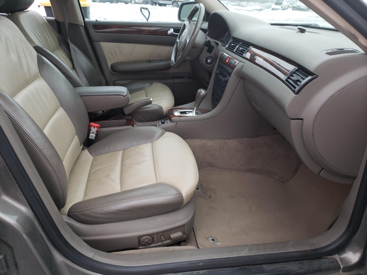 Zdjęcie 5 z aukcji – 2005 AUDI ALLROAD z VIN WA1YD64B25N014234