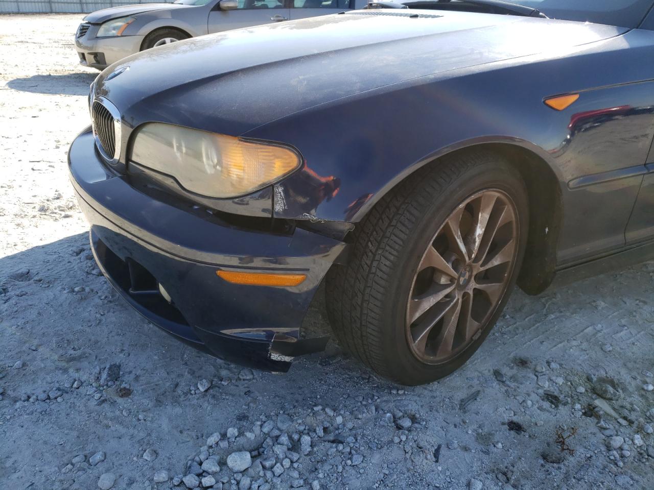 Photo 9 from auction – 2004 BMW 330 CI with VIN WBABW53404PL45865