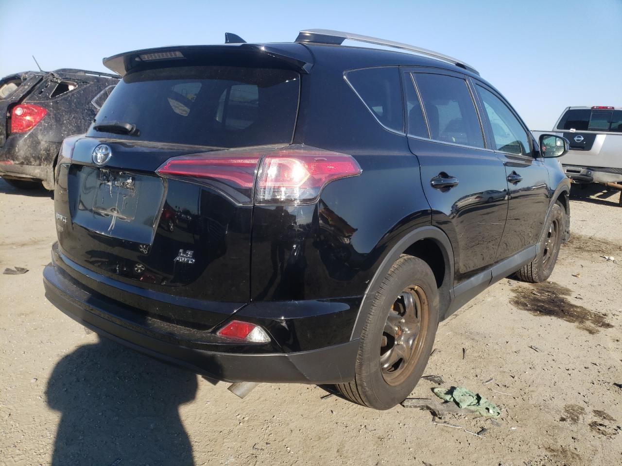 Photo 4 from auction – 2016 TOYOTA RAV4 LE with VIN 2T3BFREV9GW414318