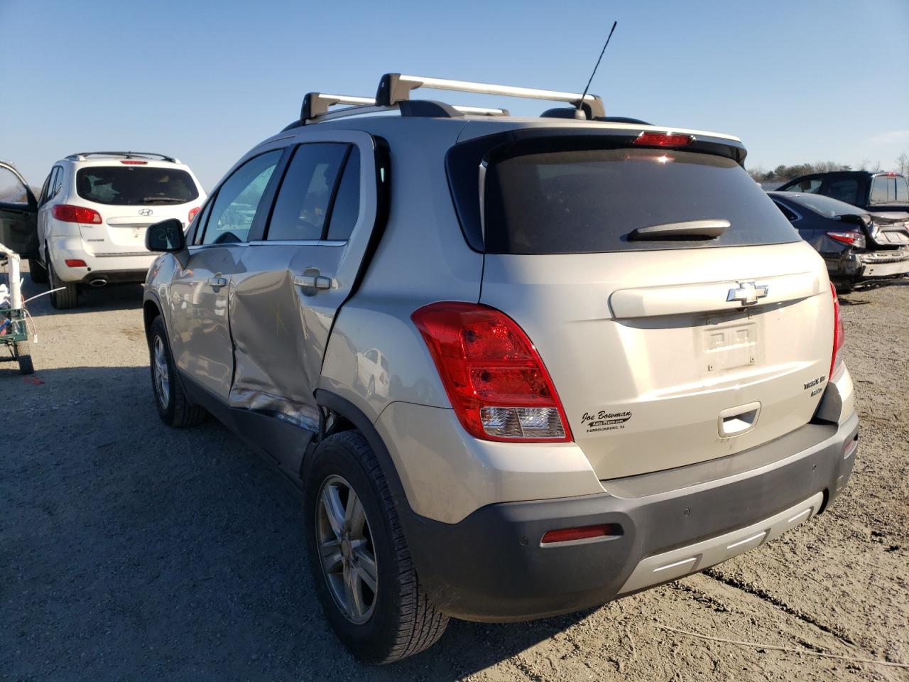 Photo 3 from auction – 2016 CHEVROLET TRAX 1LT with VIN 3GNCJPSB7GL115538