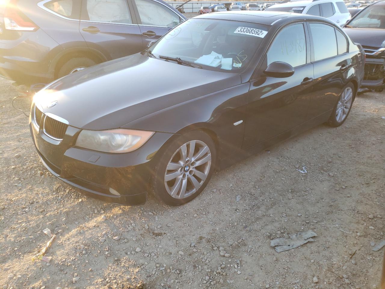 Photo 2 from auction – 2007 BMW 328I with VIN WBAVA37577NE26626
