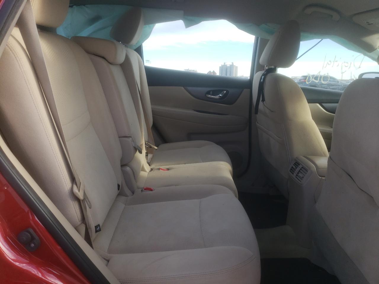 Photo 6 from auction – 2015 NISSAN ROGUE S with VIN KNMAT2MTXFP569921