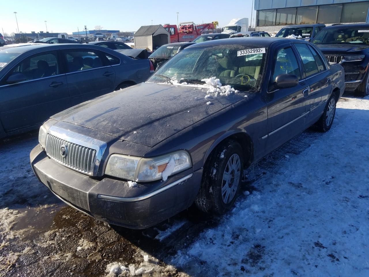 Photo 2 from auction – 2007 MERCURY GRAND MARQ with VIN 2MEFM74V67X609293