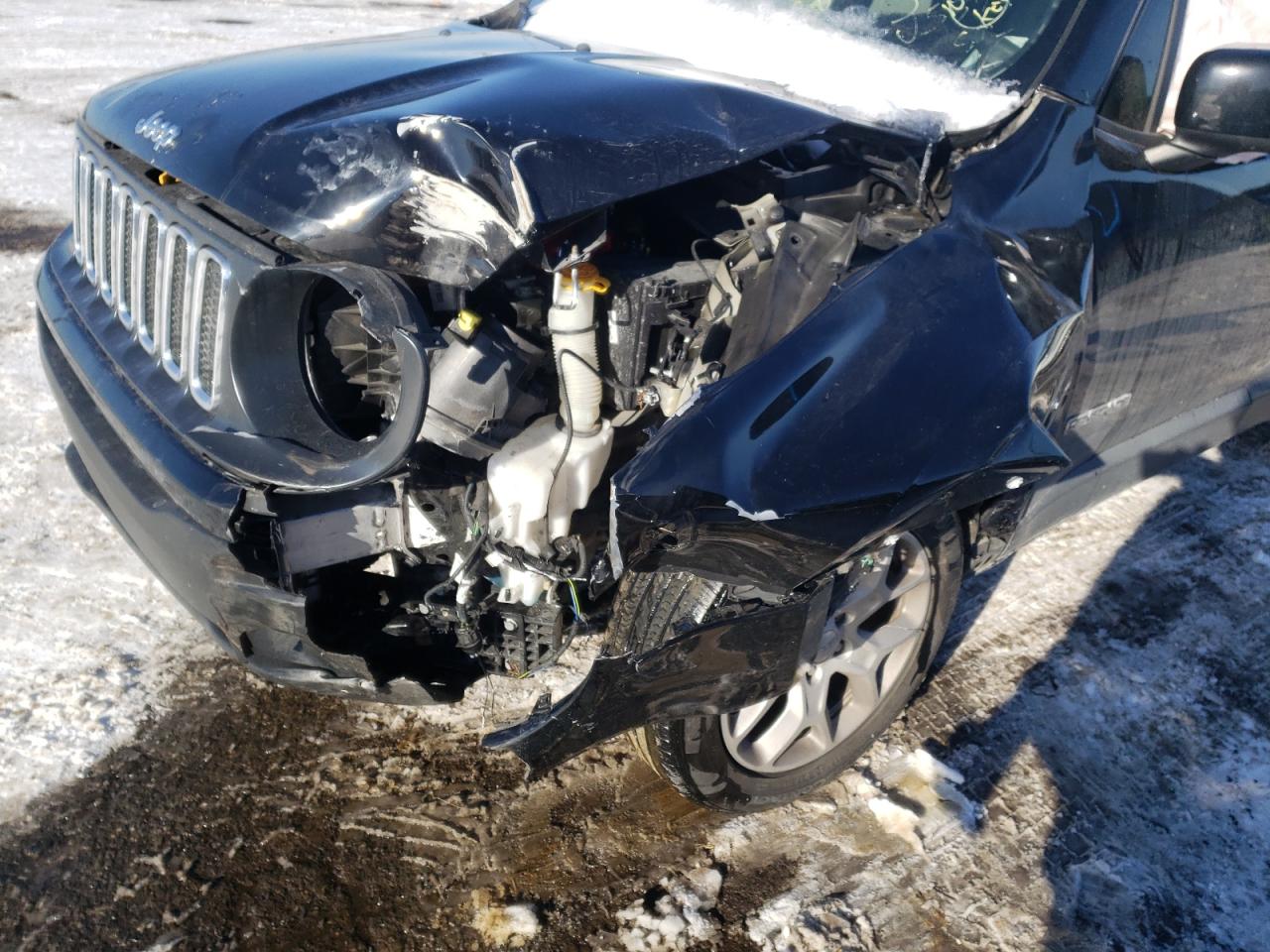 Photo 9 from auction – 2018 JEEP RENEGADE L with VIN ZACCJABB2JPJ53969