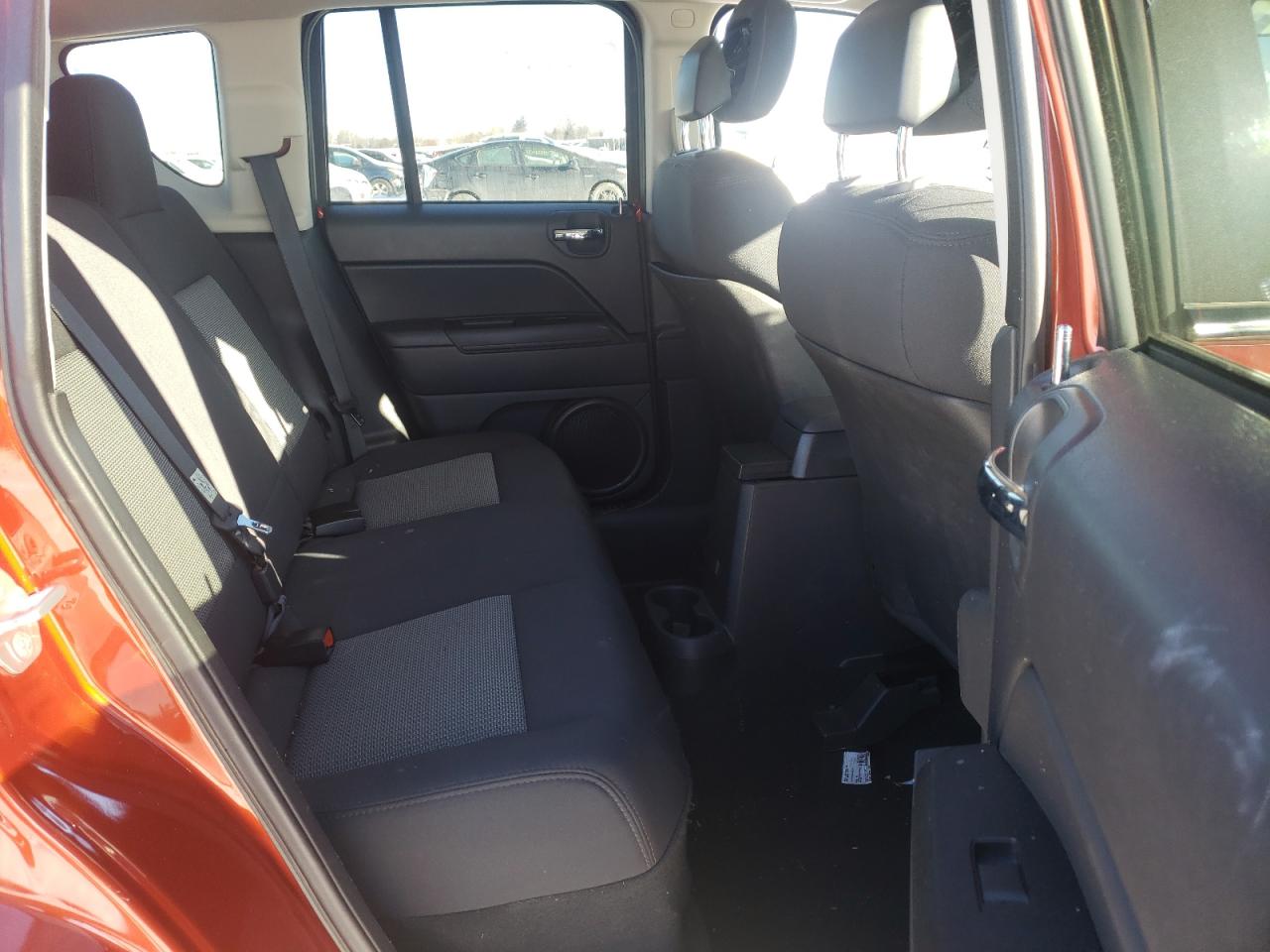 Photo 6 from auction – 2010 JEEP COMPASS SP with VIN 1J4NF1FB9AD619963
