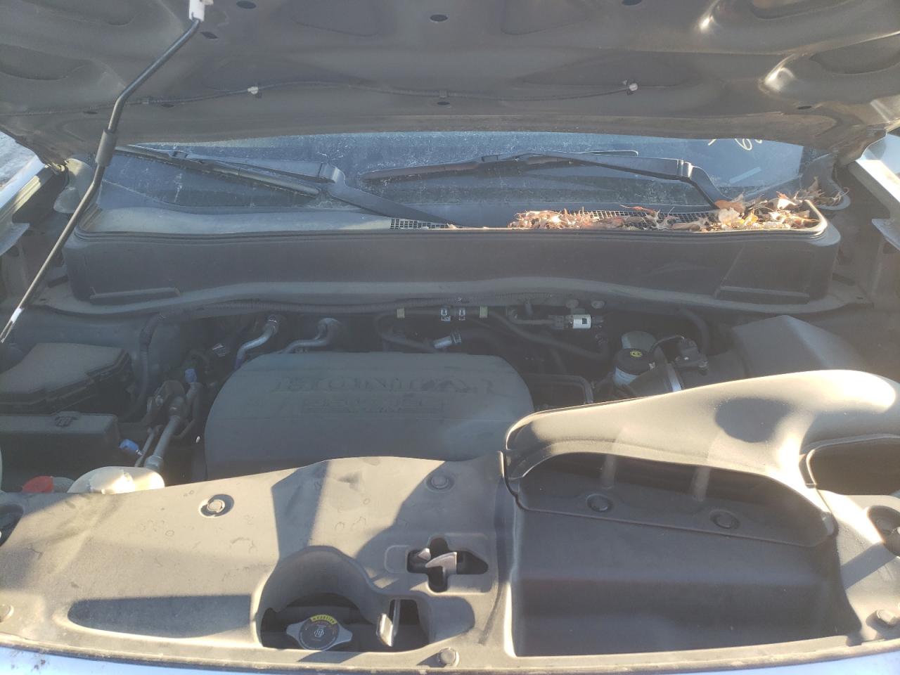 Photo 7 from auction – 2011 HONDA PILOT EXL with VIN 5FNYF4H6XBB056873