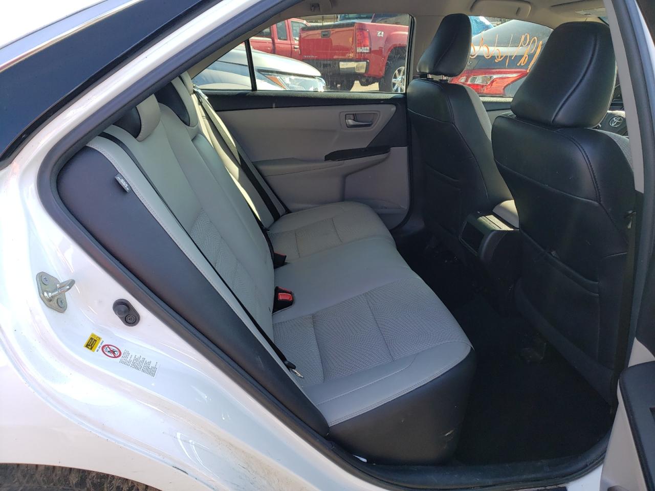 Photo 6 from auction – 2017 TOYOTA CAMRY LE with VIN 4T1BF1FK8HU301458