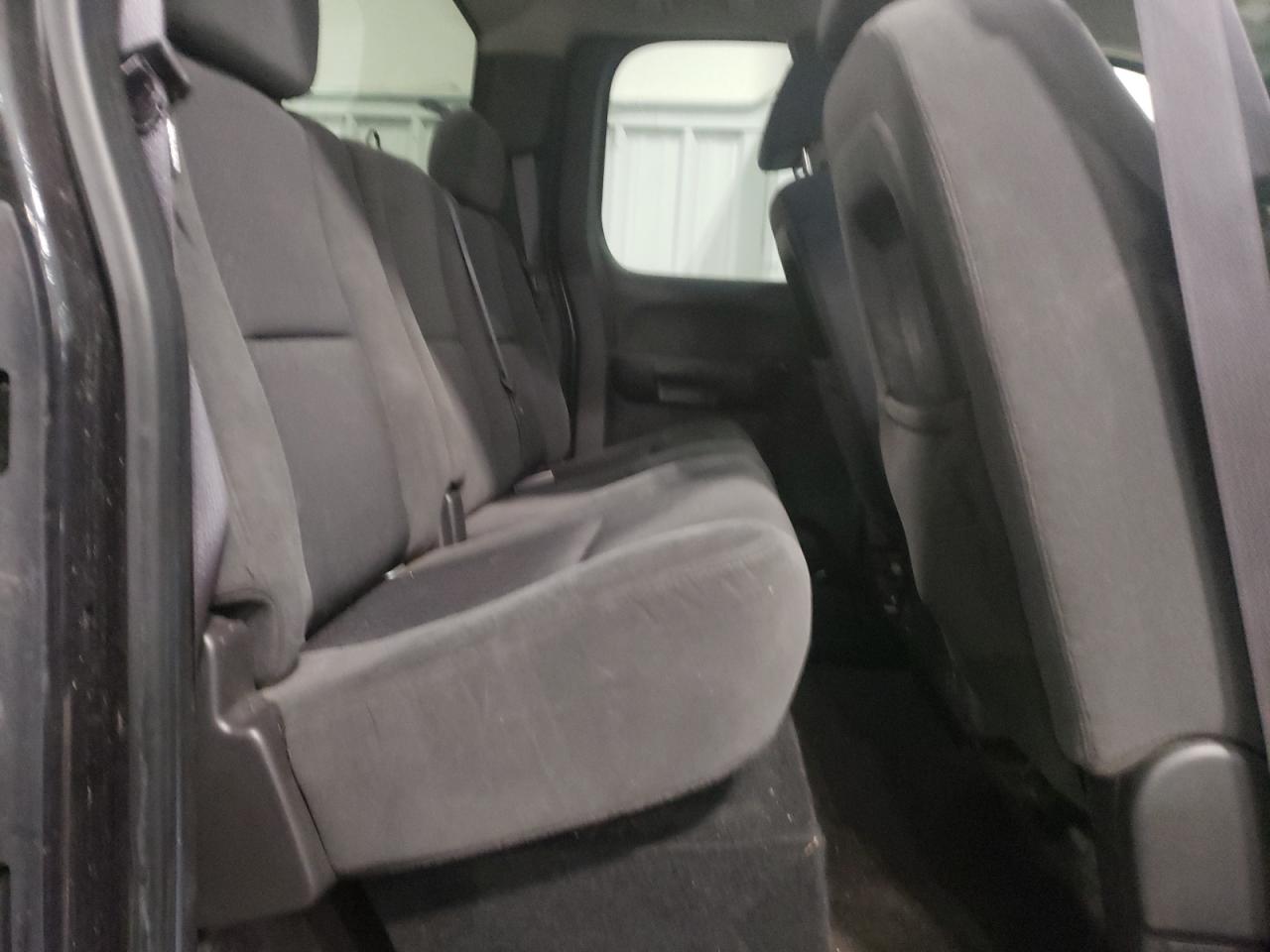 Photo 6 from auction – 2017 CHEVROLET SILVERADO with VIN 1GCHK59689E151623