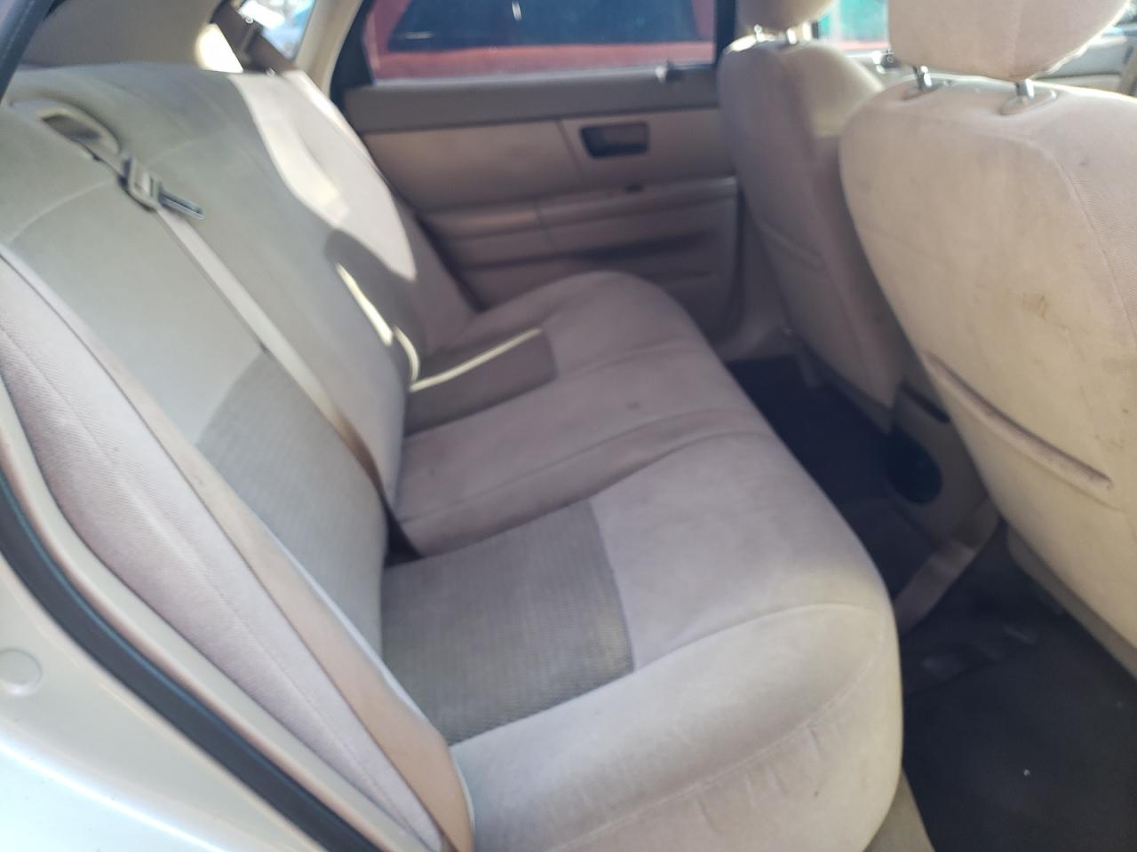 Photo 6 from auction – 2004 FORD TAURUS SE with VIN 1FAFP53U84A102606