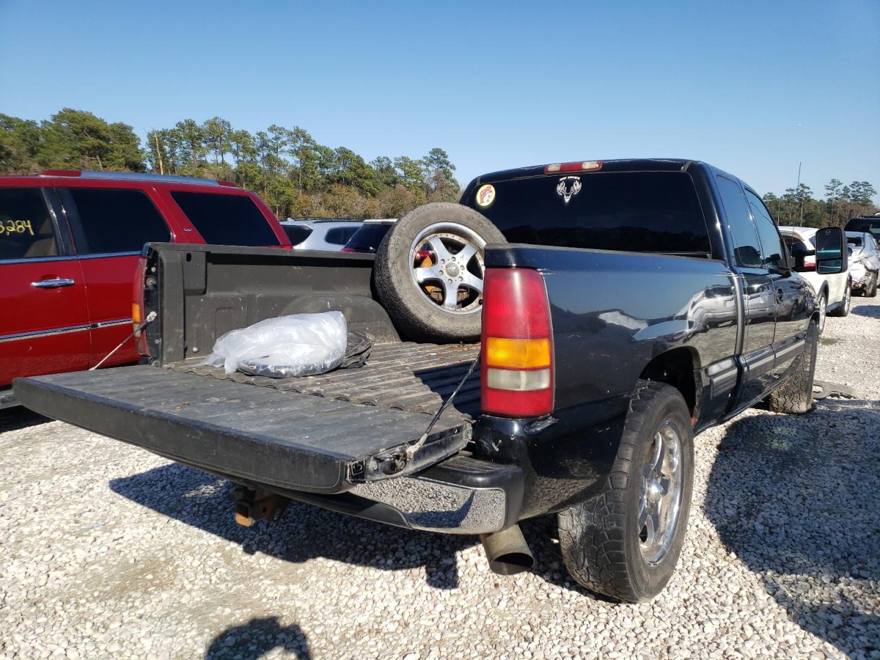 Photo 4 from auction – 2002 CHEVROLET SILVERADO with VIN 2GCEC19T021100994