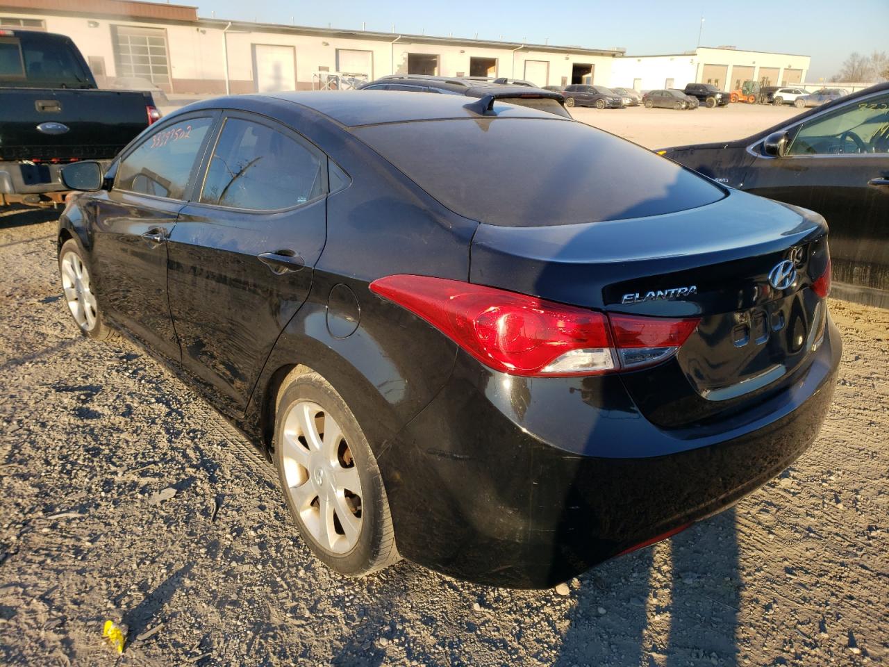 Photo 3 from auction – 2012 HYUNDAI ELANTRA GL with VIN 5NPDH4AE1CH125995