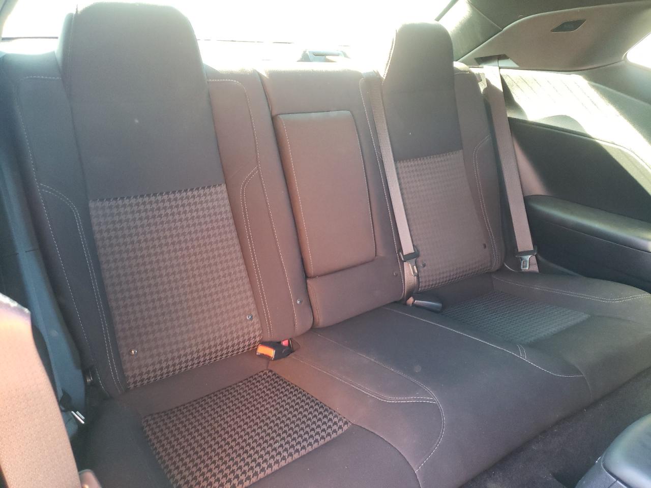 Photo 6 from auction – 2015 DODGE CHALLENGER with VIN 2C3CDZAGXFH835470