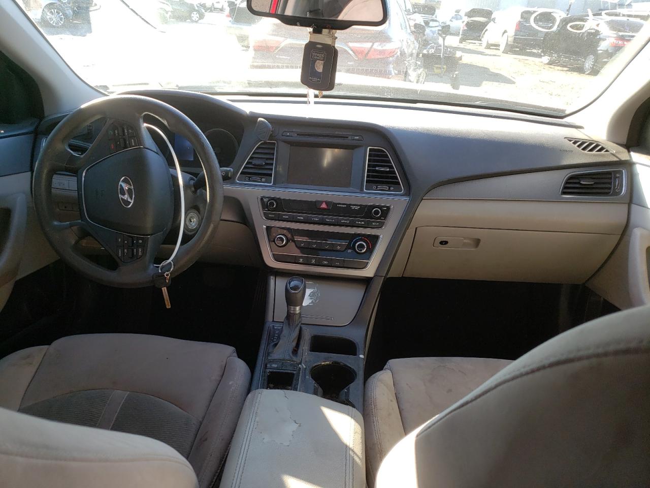 Photo 9 from auction – 2016 HYUNDAI SONATA SE with VIN 5NPE24AF2GH423458