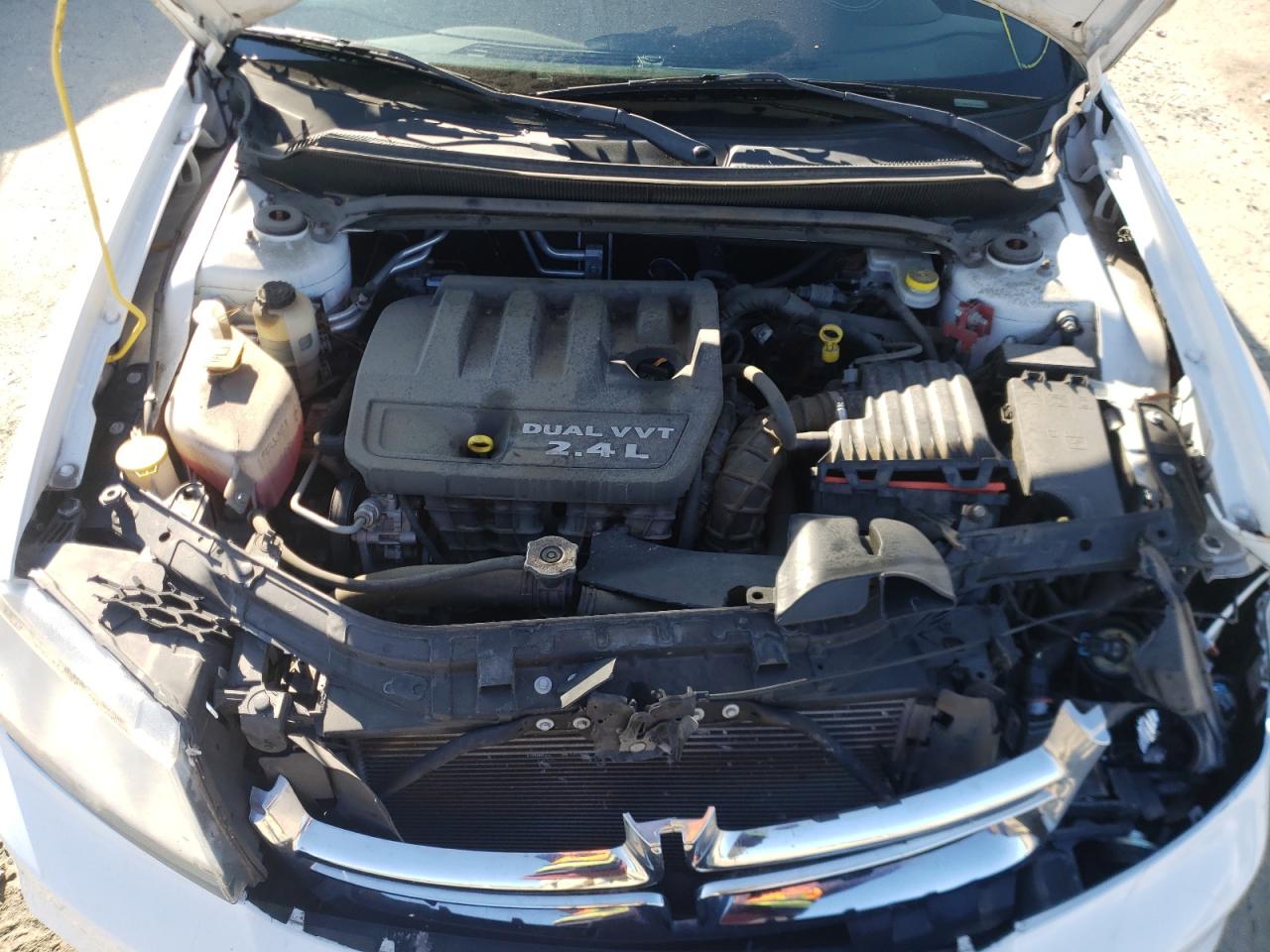 Photo 7 from auction – 2014 DODGE AVENGER SE with VIN 1C3CDZAB2EN109404