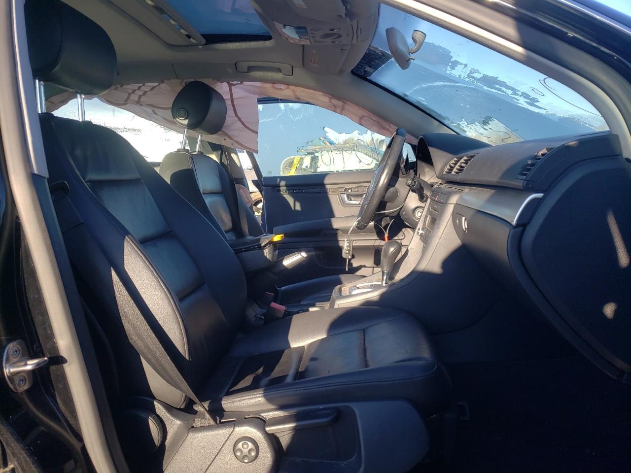 Photo 5 from auction – 2008 AUDI A4 2.0T with VIN WAUAF78E08A051027