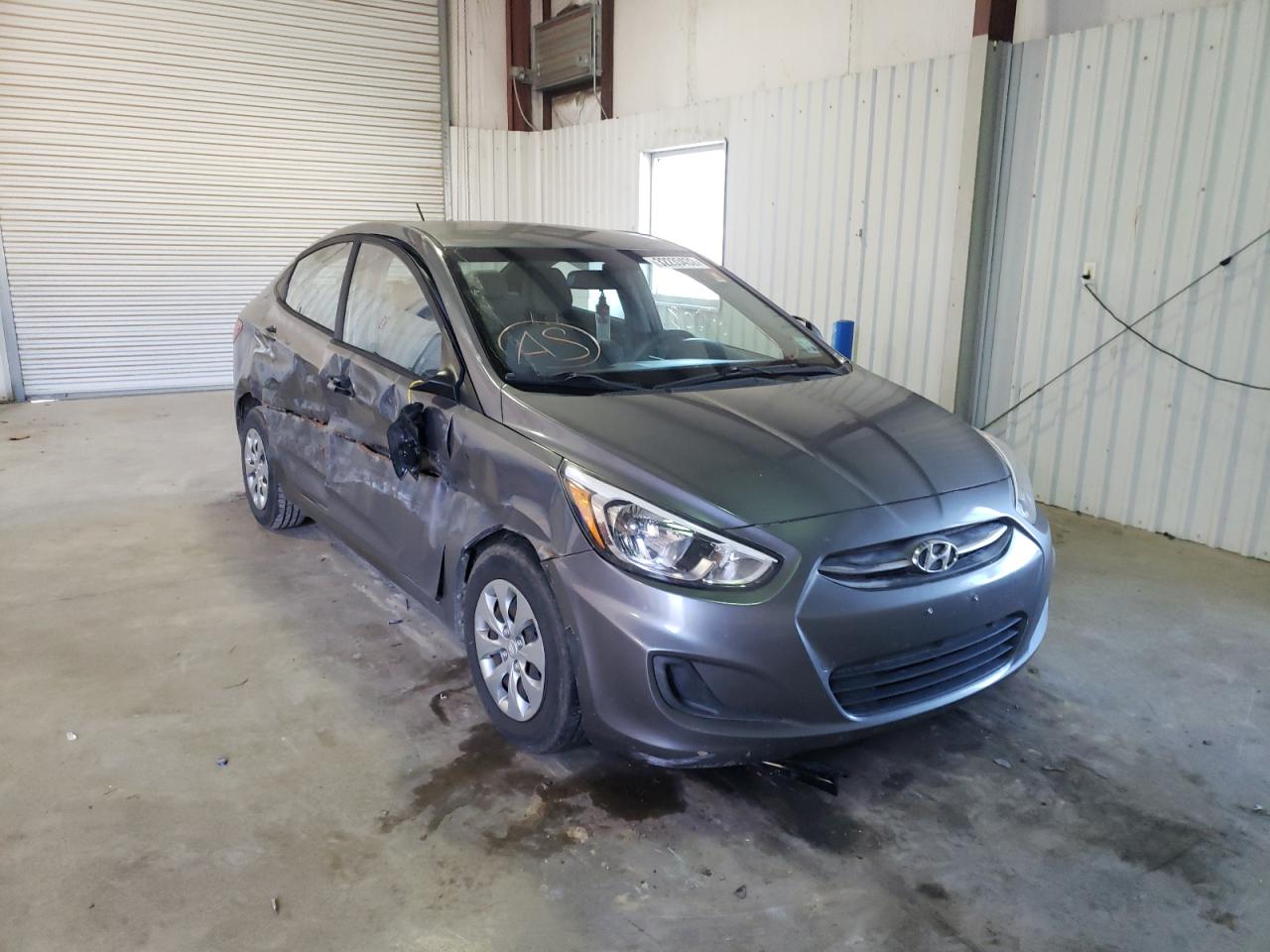 HYUNDAI ACCENT SE 2017 with VIN KMHCT4AE6HU242801 - Photo from auction