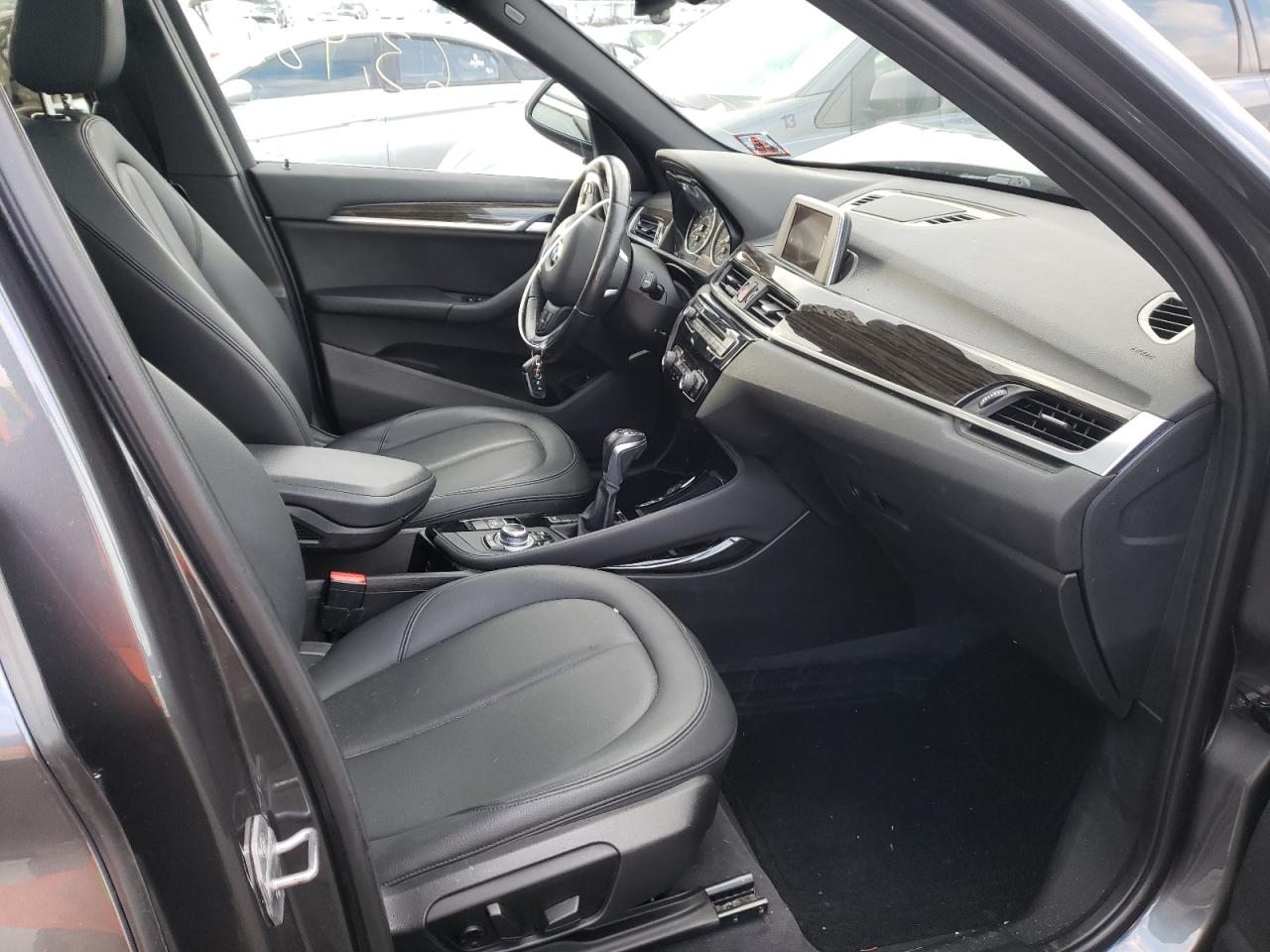 Фото 5 с аукциона – 2016 BMW X1 XDRIVE2 с VIN WBXHT3C30GP883183
