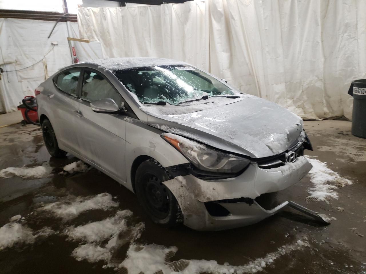 HYUNDAI ELANTRA GL 2011 with VIN 5NPDH4AE2BH021255 - Photo from auction
