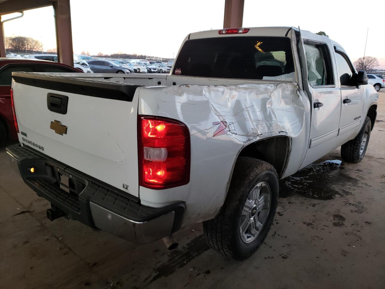 Photo 4 from auction – 2011 CHEVROLET SILVERADO with VIN 3GCPKSE30BG354803
