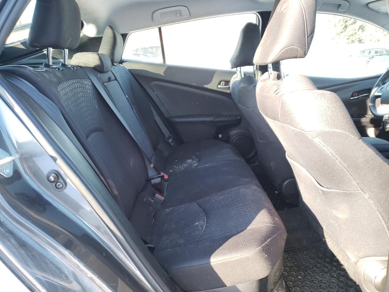 Photo 6 from auction – 2018 TOYOTA PRIUS with VIN JTDKBRFU5J3590150
