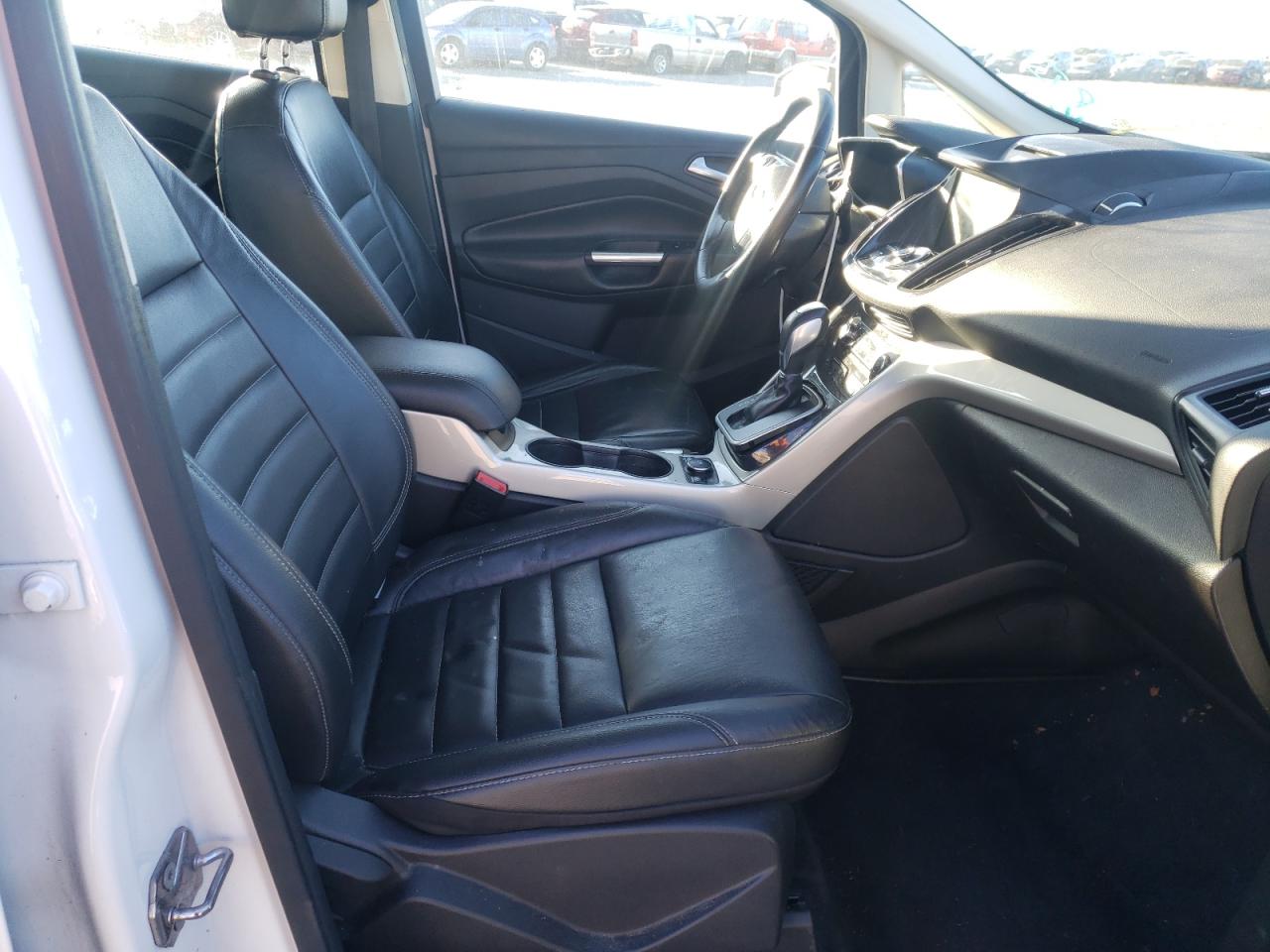 Photo 5 from auction – 2015 FORD C-MAX PREM with VIN 1FADP5CUXFL103139