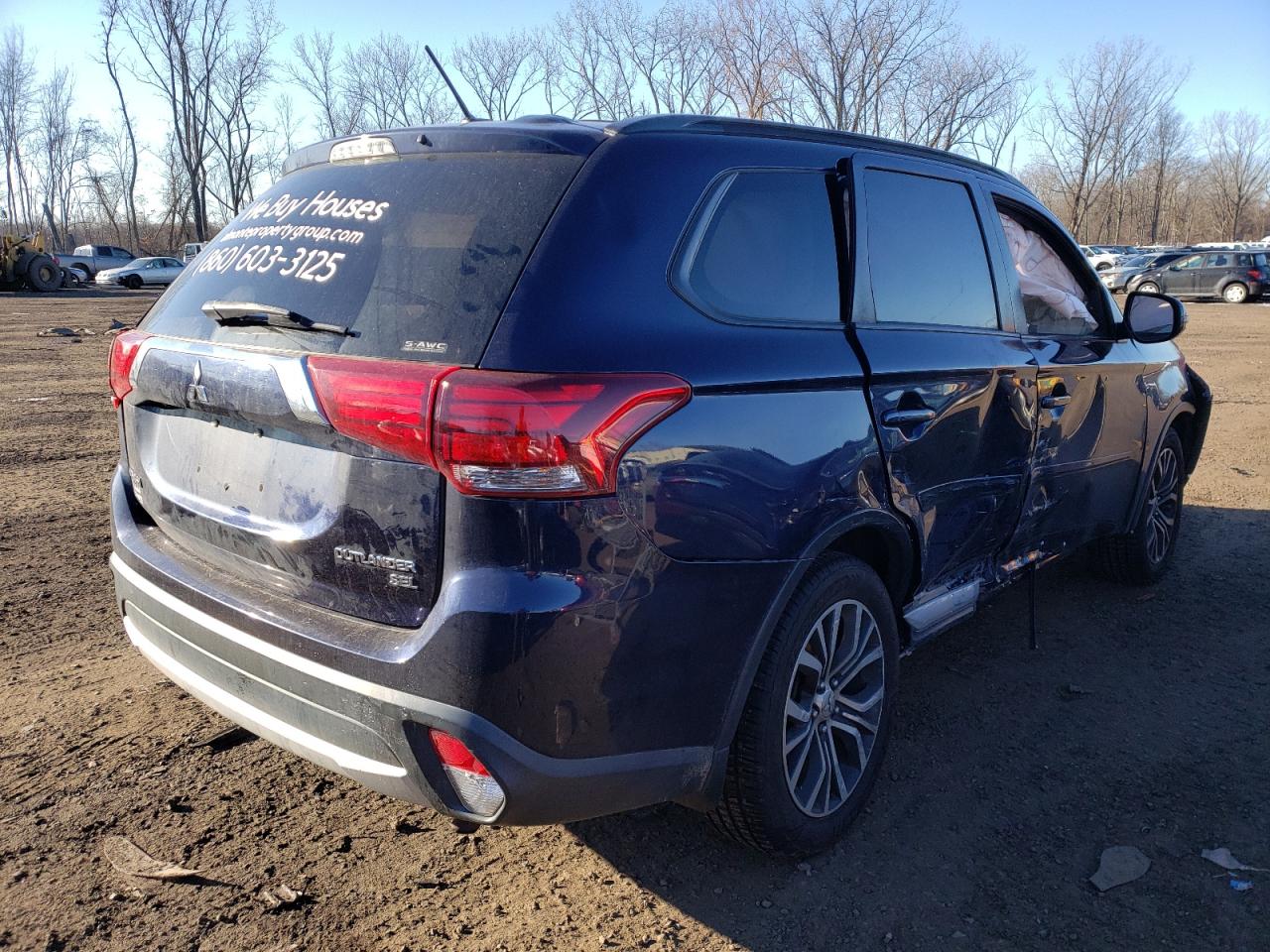 Photo 4 from auction – 2016 MITSUBISHI OUTLANDER with VIN JA4AZ3A37GZ037096