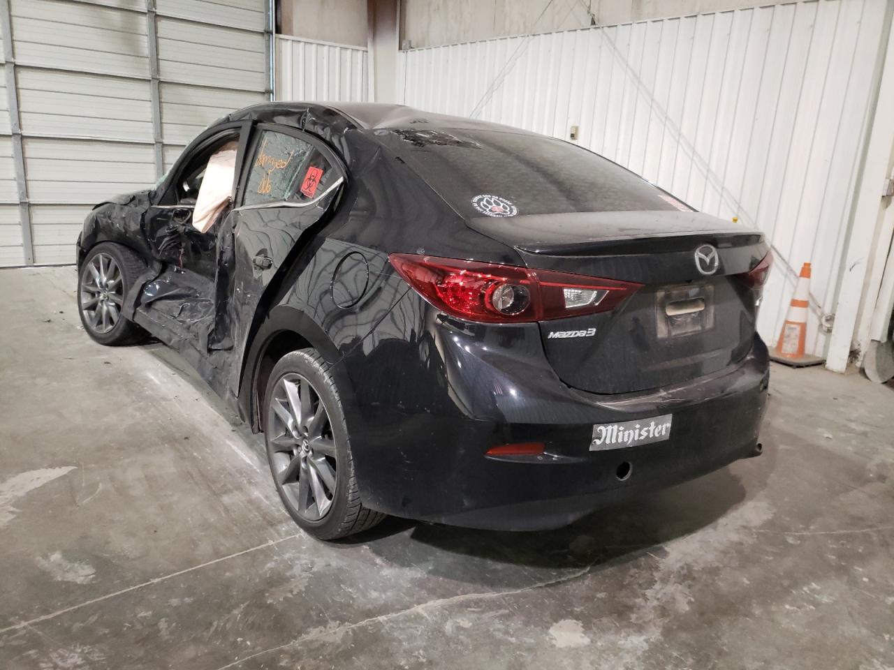 Photo 3 from auction – 2018 MAZDA 3 TOURING with VIN 3MZBN1V37JM197196