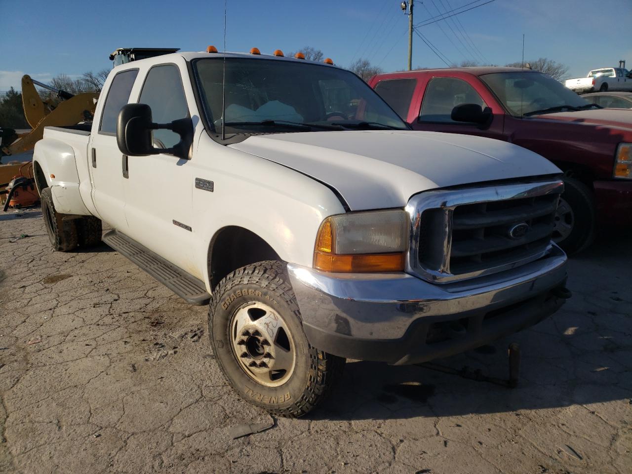 FORD F350 SUPER 2000 with VIN 1FTWW33F9YEB61682 - Photo from auction