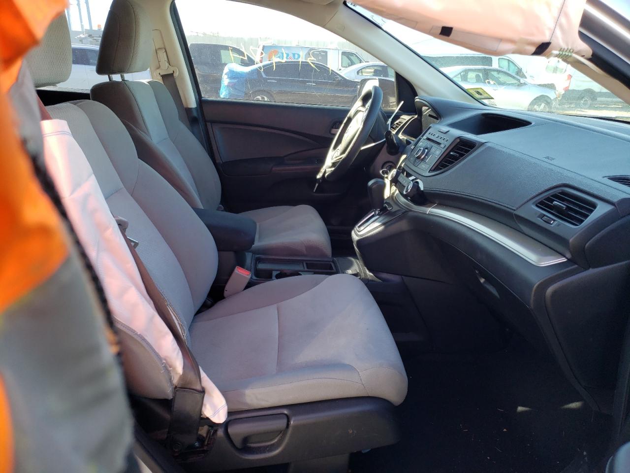 Photo 5 from auction – 2016 HONDA CR-V LX with VIN 2HKRM4H35GH618526
